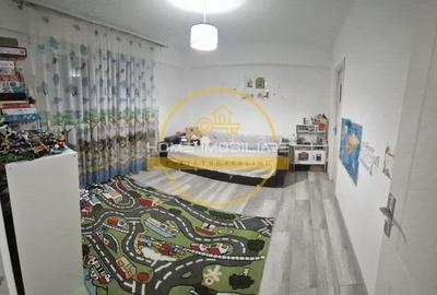 Apartament cu 3 camere decomandat în Păcurari - 3