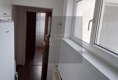 Apartament cu 2 camere decomandat în Alexandru Obregia - 4