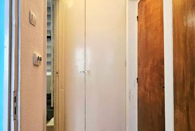 Apartament cu 3 camere semidecomandat în Costin Georgian - 12