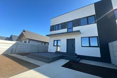 COMISION 0 - Casa 5 Camere tip Duplex - 165 mp - încălzire în pardoseala - 16