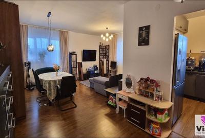 Apartament cu 3 camere decomandat în Hipodrom 3 - 3