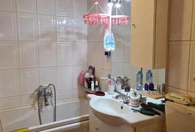 De vanzare apartament cu 2 camere in zona Soarelui - 8