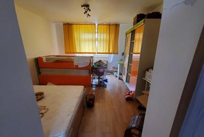 Inchiriez casa pentru muncitori zona Aradul Nou - ID : RH-41785 - 2