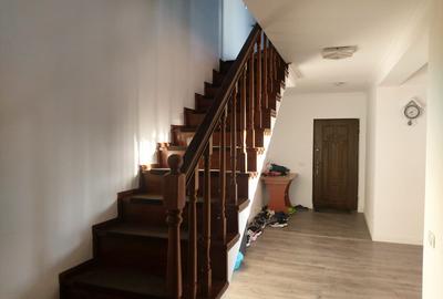 Casa noua la Tulbureni P+E+M - 9