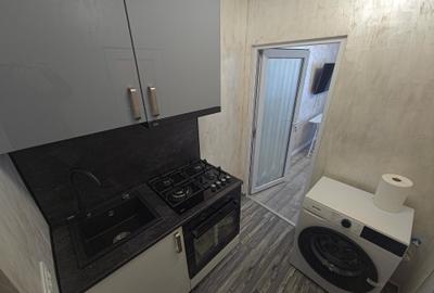 Garsonieră semidecomandată, mobilată în CET - 7