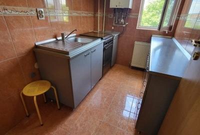 Garsonieră decomandată, mobilată în Berceni