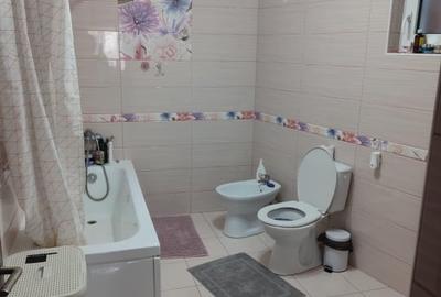 Casă de vânzare 2200 mp2 - 11