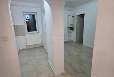 Apartament cu 3 camere semidecomandat în Micro 9 - 8