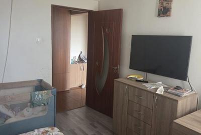 APARTAMENT 2 CAMERE DECOMANDAT ZONA TOMIS 3 - 4