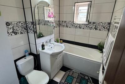 Apartament cu 3 camere decomandat, mobilat în Anda - 4