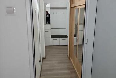 Garsonieră decomandată în Micro 14 - 8