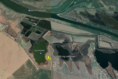 Teren intravilan de 1 Ha, cu iesire la lac, pretabil parc fotovoltaic sau turism - 2
