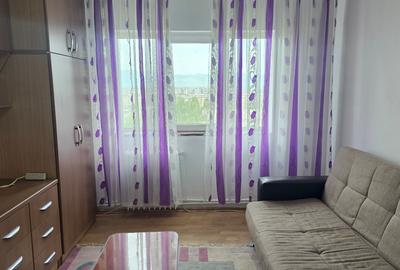 Apartament cu 2 camere decomandat în Micro 15 - 2