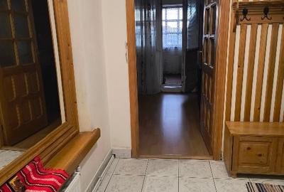 Proprietar vând apartament 3 camere , zona centrala , etaj 10. - 5