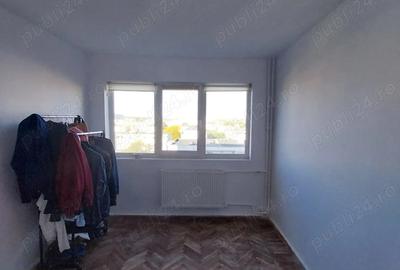 Apartament cu 3 camere decomandat în Vest - 8