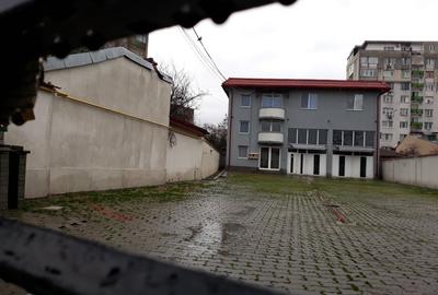 Birou, de 262 mp, în Nord - 1