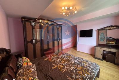 Apartament cu 3 camere în Central - 3