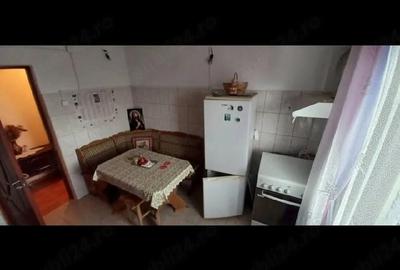 Apartament cu 2 camere decomandat în Turburea - 2