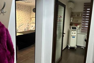 Apartament cu 3 camere în Drumul Taberei