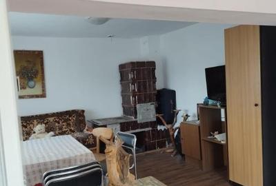 Grosi, 2 case , 7 ari teren - 2