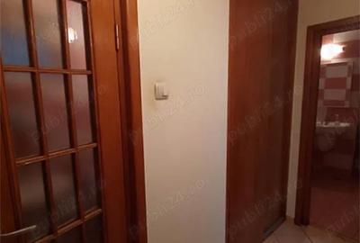 Apartament cu 3 camere decomandat, mobilat în Unirii - 2
