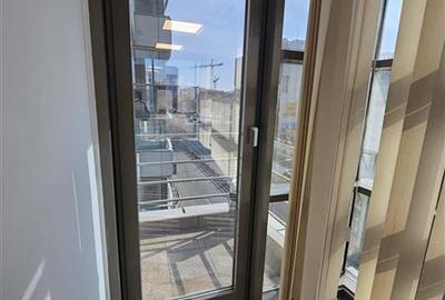 Birou, de 150 mp, în P-ța Victoriei - 12