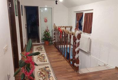 Casă cu 4 camere în Central - 5