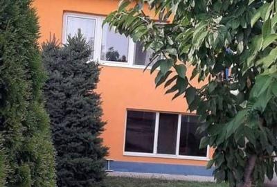 Casă cu 3 camere cu Teren 160 Mp în Central - 3
