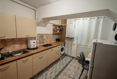 Garsoniera cf 1 decomandata zona Crang - 3