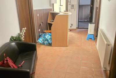 Apartament cu 4 camere decomandat în Universitate - 16