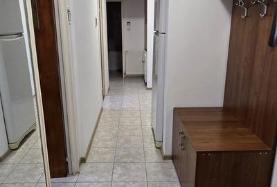 Apartament cu 3 camere decomandat, mobilat în Vitan - 2