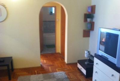 Apartament cu 2 camere semidecomandat, mobilat în Independenței - 2