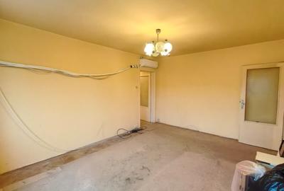 Apartament cu 3 camere semidecomandat în P-ța Doina - 3