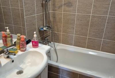 Apartament 3 camere-120 mp,2 balcoane,parcare,boxa,an 2009,mobilat-agentie - 12