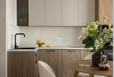 Bucatarie inchisa 16 mp! Clasa A - Etaj 1 - balcon, bloc cu lift - 1