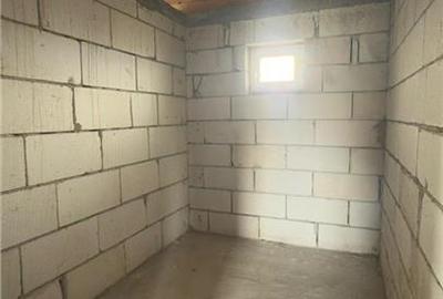 Casă cu 5 camere cu Teren 1000 Mp în Chinteni - 10