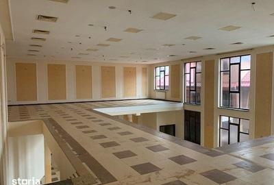 Spațiu comercial, de 450 mp, în Central - 5