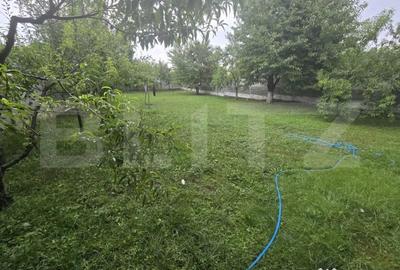 Casă cu 9 camere cu Teren 750 Mp în Cetate