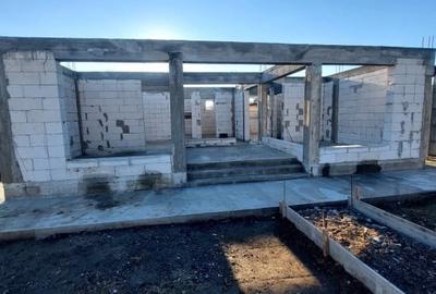 CASA IN CONSTRUCTIE | 400 MP TEREN | 3 DORMITOARE | - 1