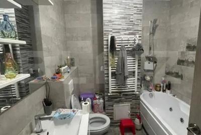 Apartament cu 3 camere decomandat, mobilat în Uzina 2 - 2