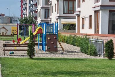 Apartament cu 3 camere decomandat în Torontalului