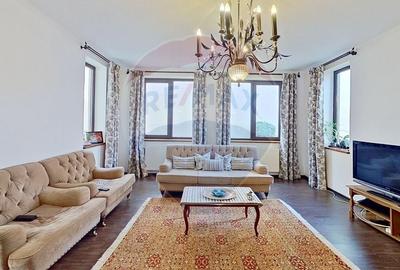 Casă / Vilă cu 7 camere de închiriat - 5