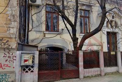 Casă cu 6 camere cu Canalizare în Cișmigiu