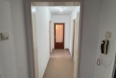 Apartament cu 2 camere decomandat în 1 Decembrie 1918 - 3