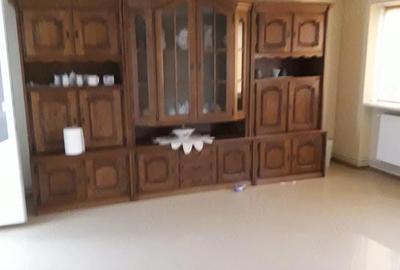 Apartament cu 3 camere semidecomandat în Central - 2