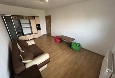 Apartament cu 3 camere decomandat în Girocului - 16