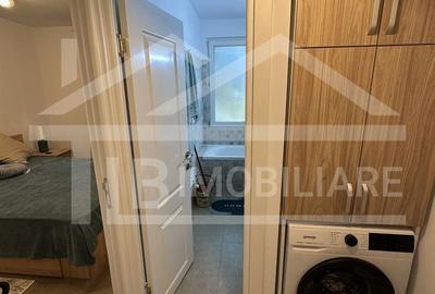 Apartament cu 3 camere semidecomandat în 7 Noiembrie - 8