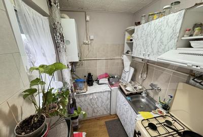 Apartament cu 2 camere semidecomandat în Micro 14