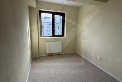 Apartament cu 3 camere semidecomandat, mobilat în Borhanci - 2