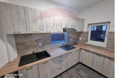 Casă cu 4 camere cu Teren 300 Mp în Central - 4